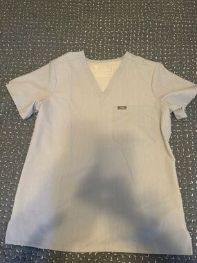 Figs Catarina One Pocket Scrub top